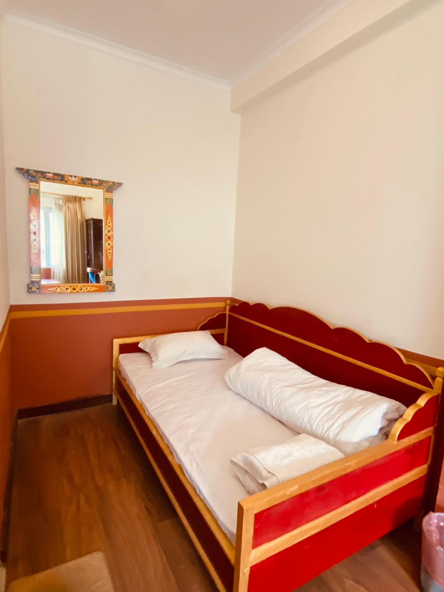 Three Jewels Boutique Hotel Pókhara Exteriér fotografie