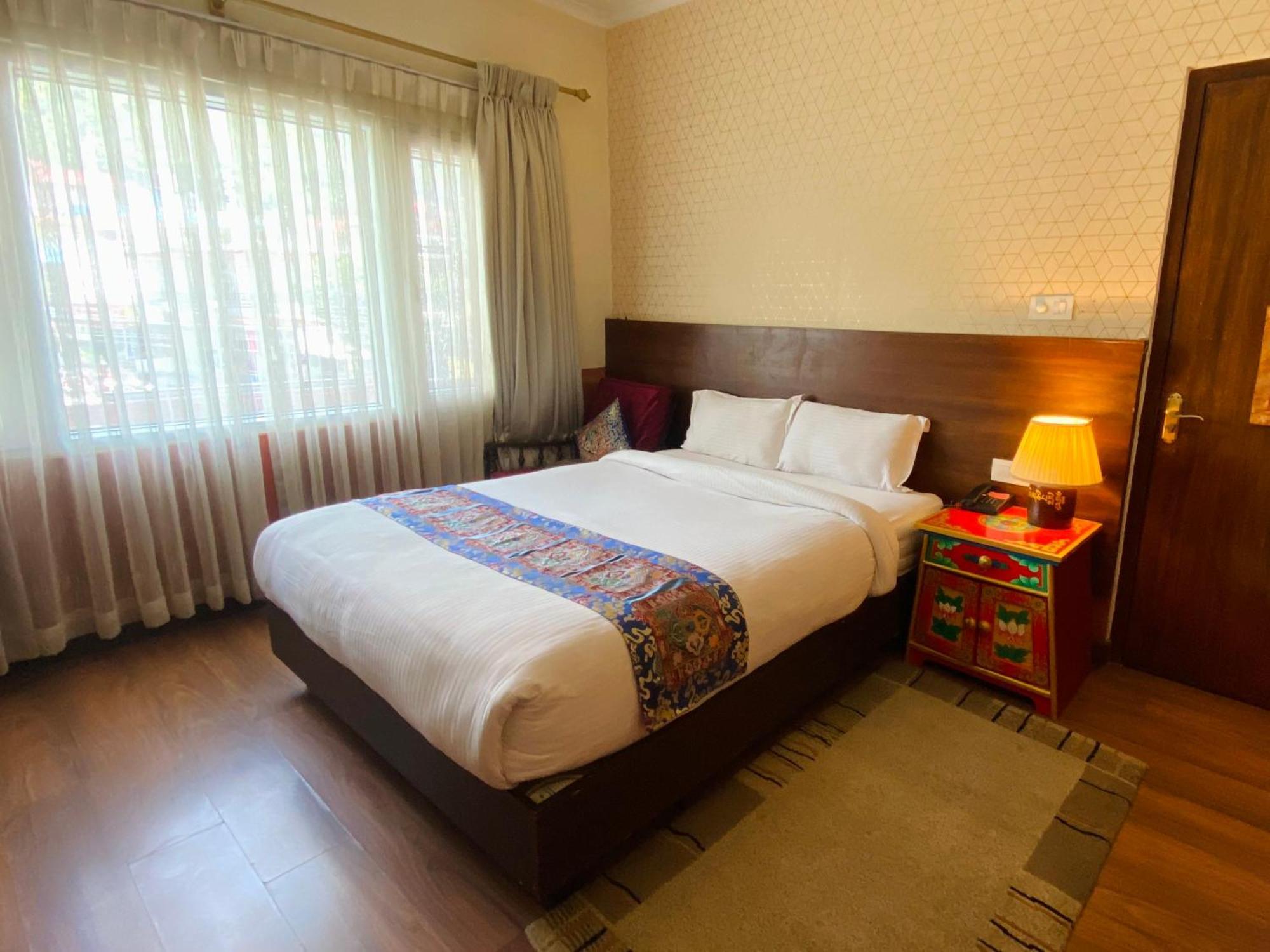 Three Jewels Boutique Hotel Pókhara Exteriér fotografie