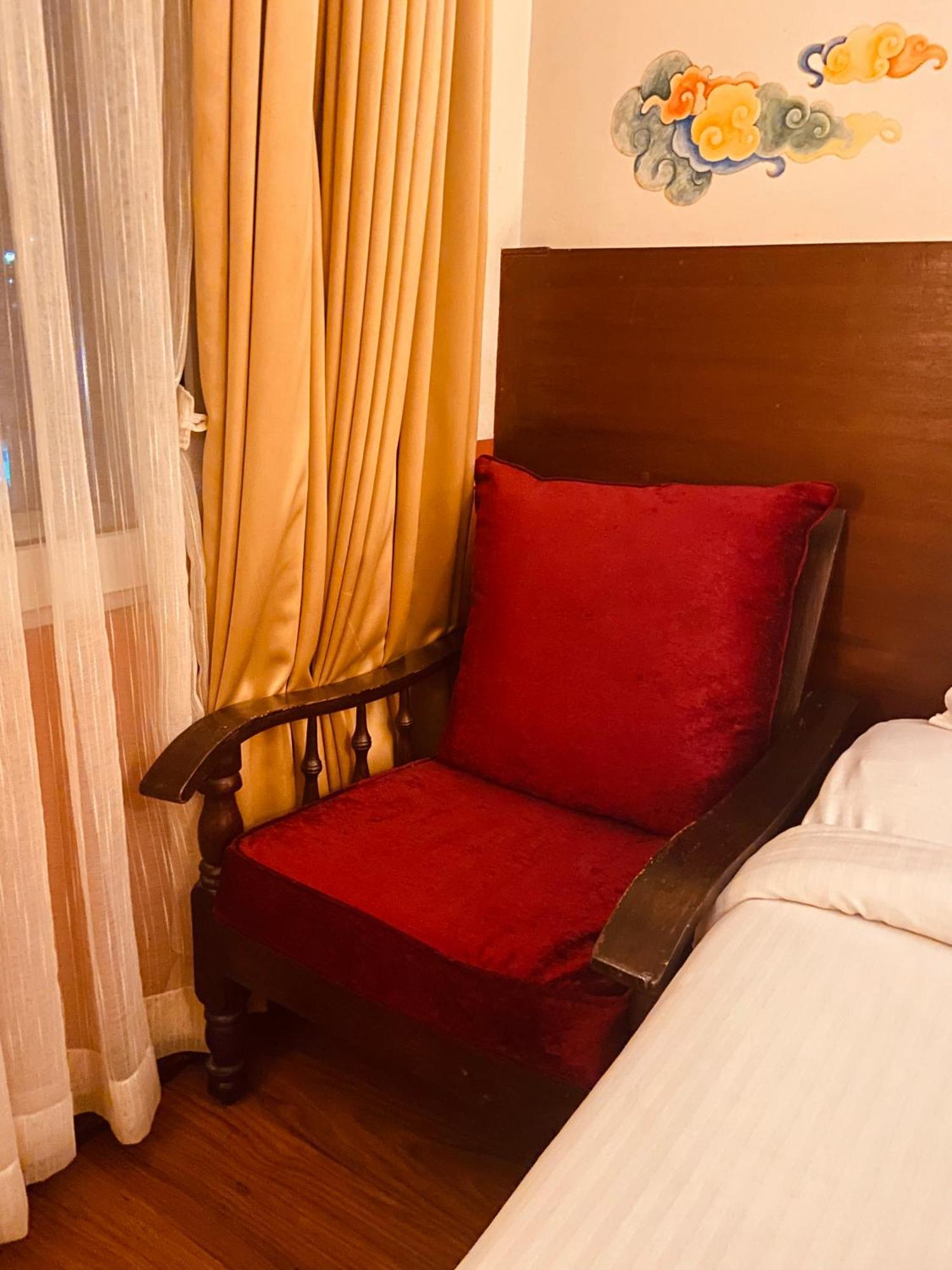 Three Jewels Boutique Hotel Pókhara Exteriér fotografie